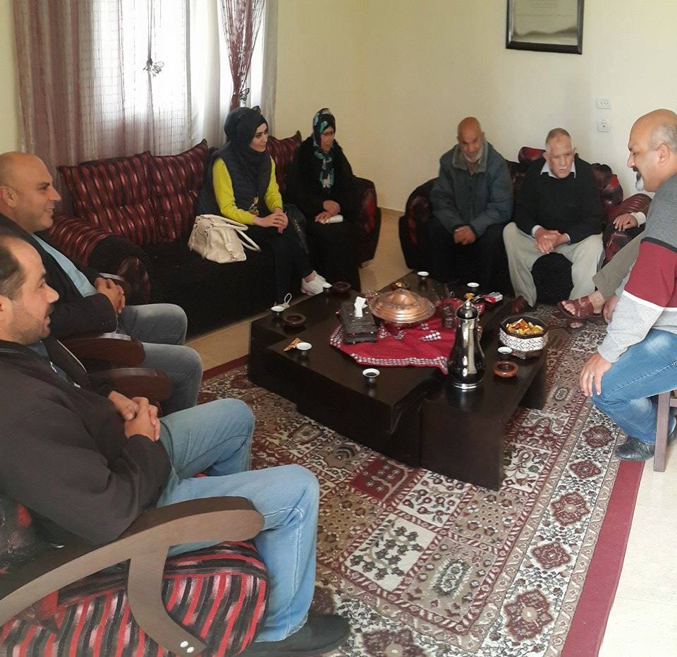 سلفيت : اتحاد لجان المرأة يقوم بزيارة علائات الأسرى وذلك ضمن فعاليات يوم الاسير الفلسطيني