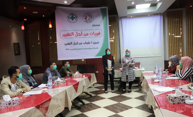 تدريب بعنوان ” شباب من أجل التغيير ينهيه اتحاد لجان المرأة الفلسطينية.