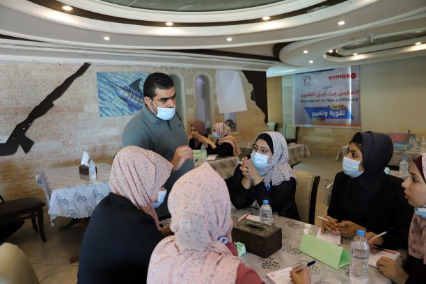 اتحاد لجان المرأة الفلسطينية ينفذ تدريب بعنوان تقوية وتغيير