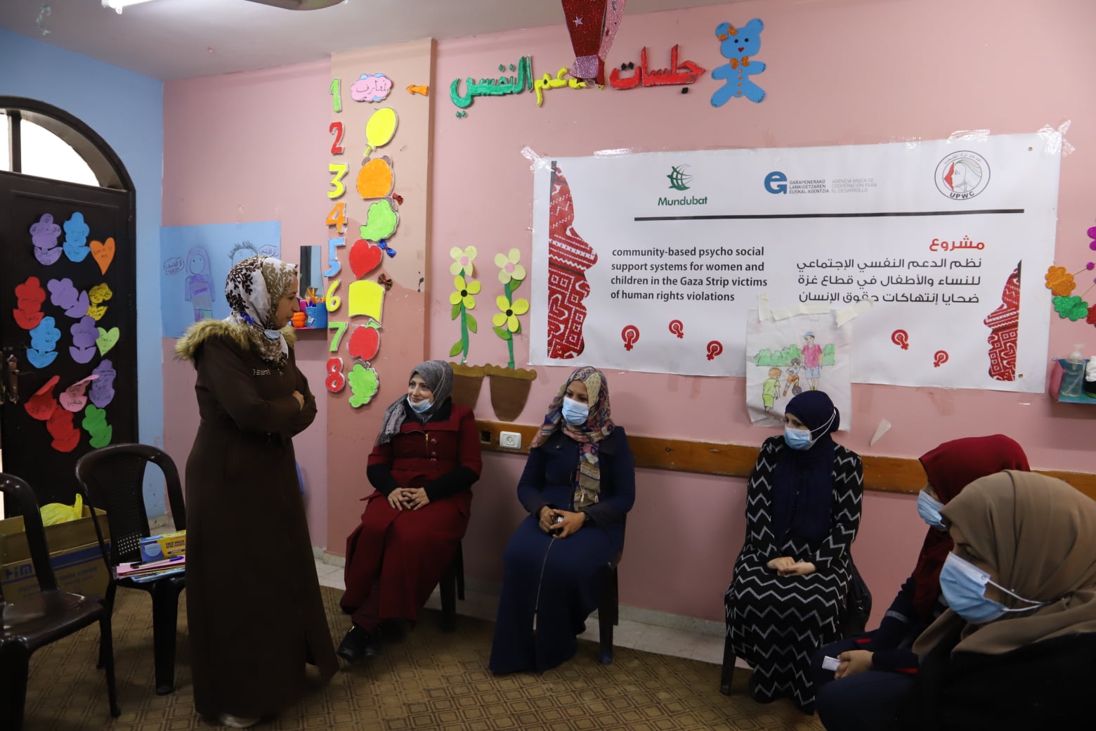 اتحاد لجان المرأة الفلسطينية يواصل تنفيذ جلسات الدعم النفسي الجماعي