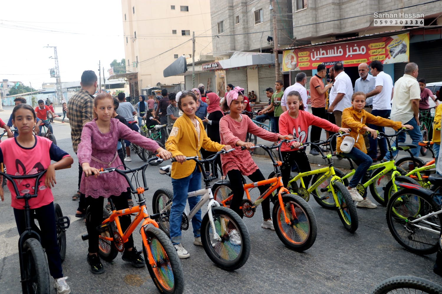 رفح: اتحاد لجان المرأة الفلسطينية ينفذ مارثون الدراجات بمشاركة العديد من الدول الأجنبية .