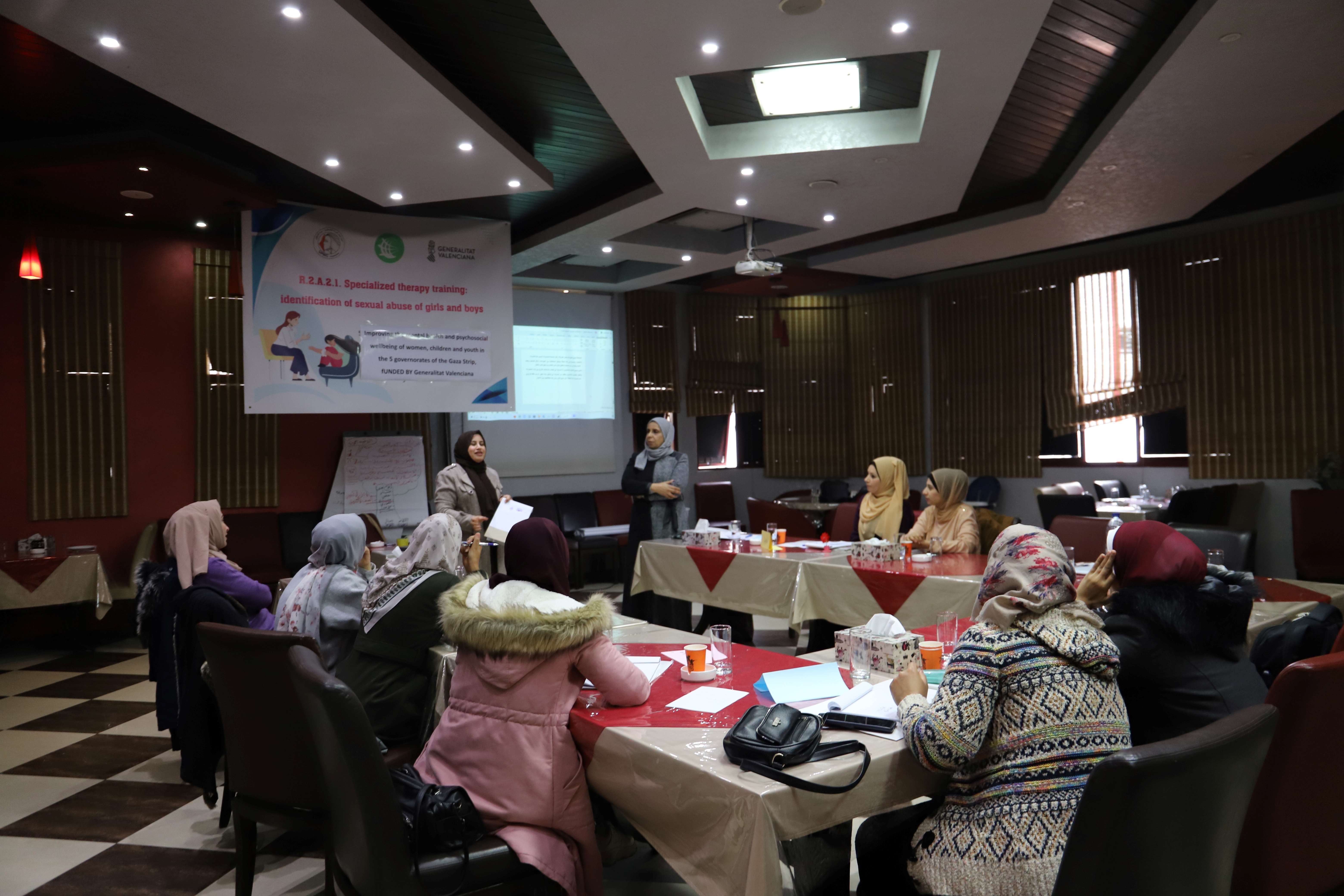 جمعية اتحاد لجان المرأة الفلسطينية تنفذ تدريبا حول الدعم النفسي المتخصص